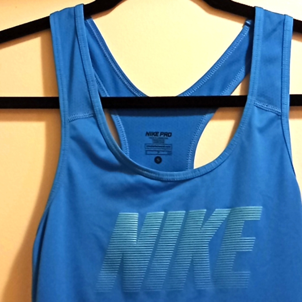 Nike Women's DRI-FIT Pro Hypercool Training Tank Top. Gamma Blue. - Picture 2 of 9